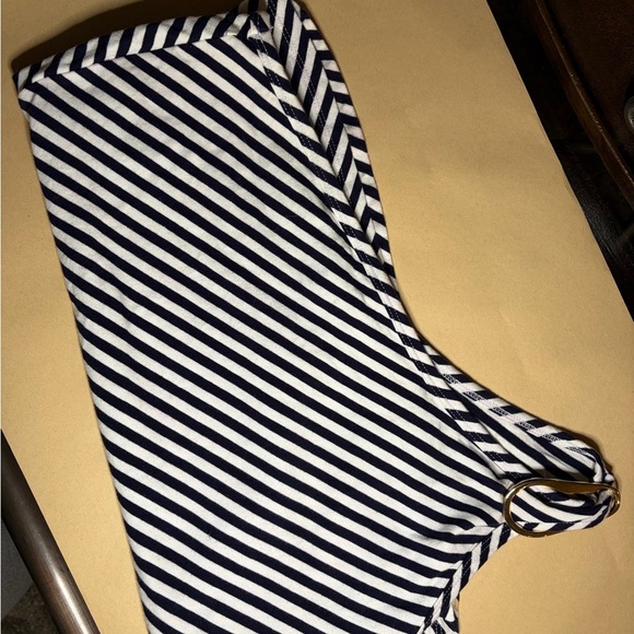 Striped One-Shoulder Top w Gold Hardware - Picture 5 of 6